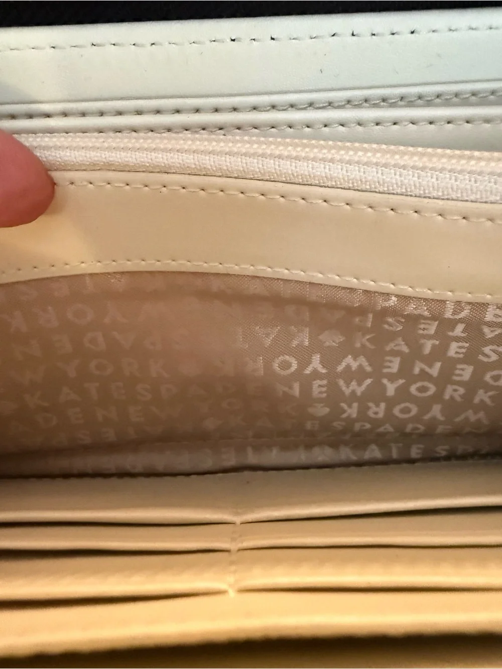 Kate Spade New York zip-around wallet 